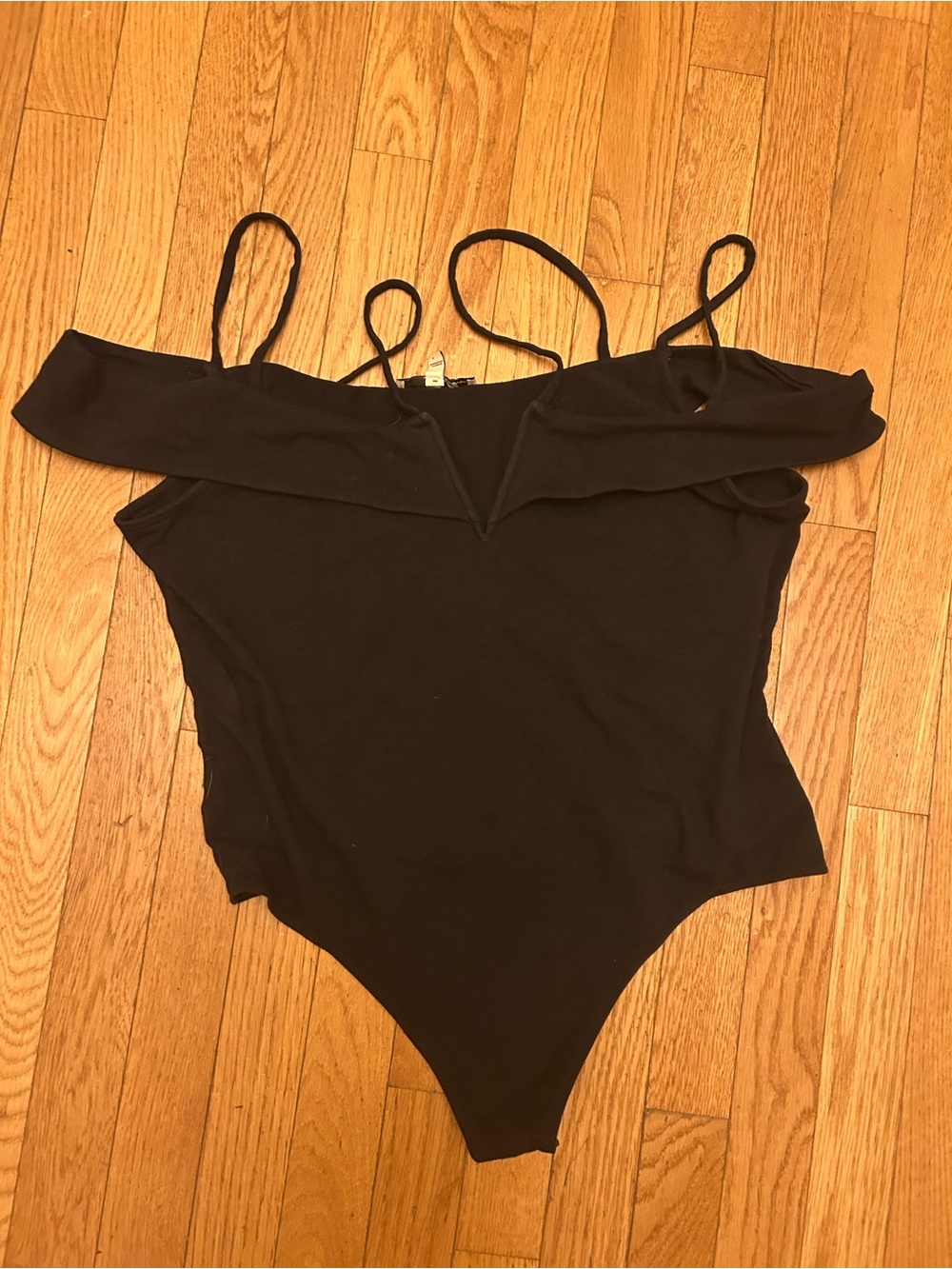 Express One Eleven Black Strappy Off Shoulder Wire V Bodysuit Size XL